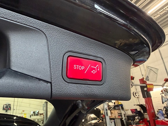 Mercedes-Benz EQA250 16 of 18