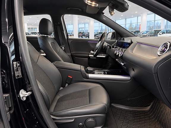 Mercedes-Benz EQA250 7 of 18