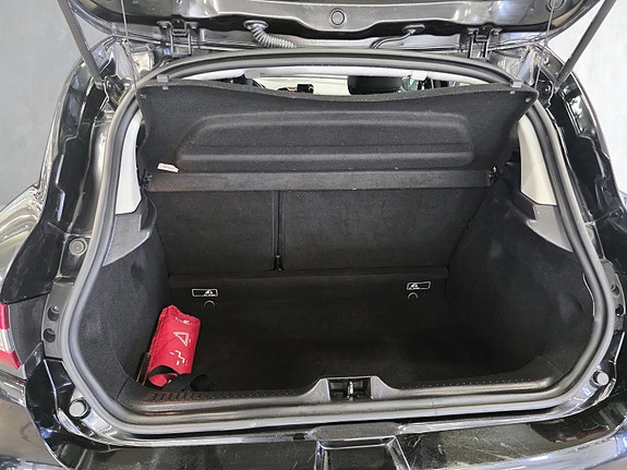Renault Clio 25 of 25