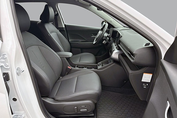 Hyundai Kona 11 of 29