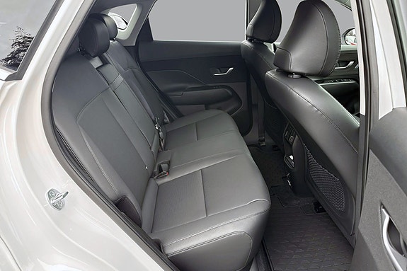 Hyundai Kona 13 of 29