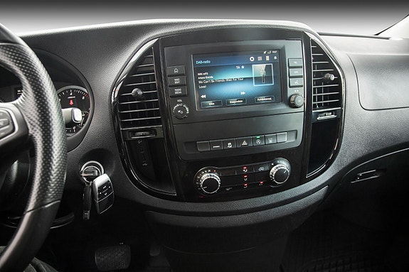 Mercedes-Benz Vito 119 16 of 23