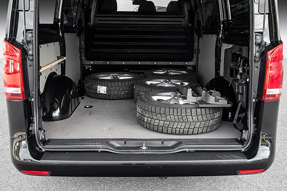 Mercedes-Benz Vito 119 12 of 23