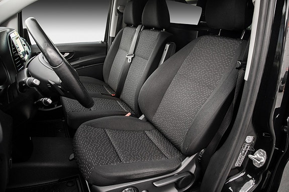 Mercedes-Benz Vito 119 17 of 23