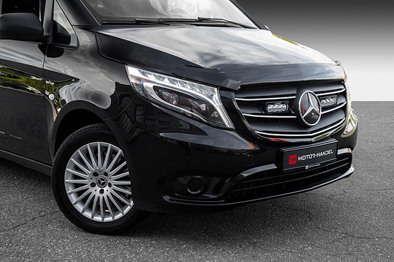 Mercedes-Benz Vito 119 2 of 23