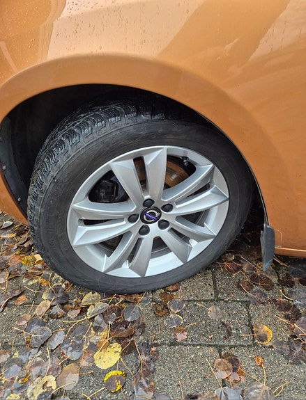 Volvo S60 7 of 28