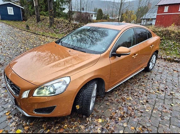 Volvo S60 27 of 28