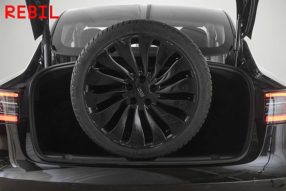 Tesla Model 3 26 of 27