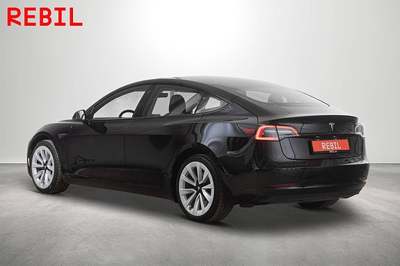 Tesla Model 3 6 of 27