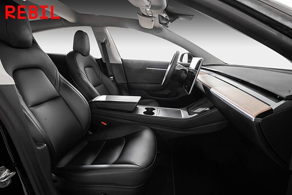Tesla Model 3 9 of 27