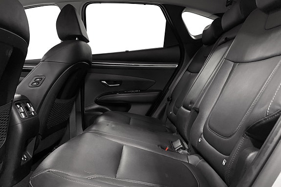 Hyundai Tucson 14 of 18