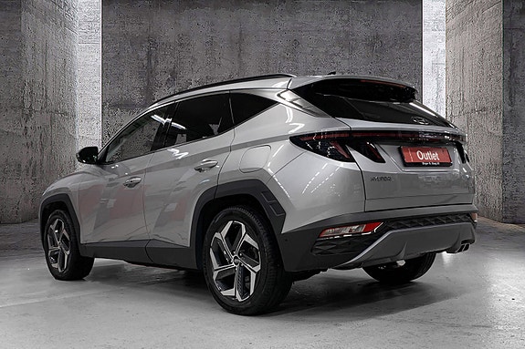 Hyundai Tucson 4 of 18
