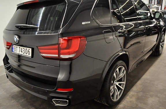 BMW X5 9 of 16