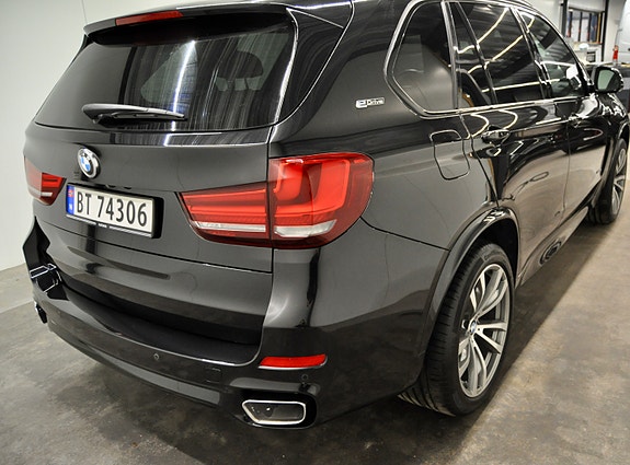 BMW X5 11 of 16