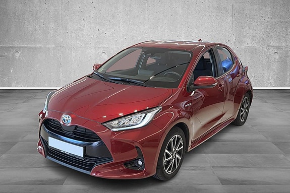 Toyota Yaris 3 of 30