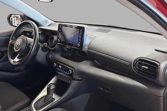 Toyota Yaris 17 of 30