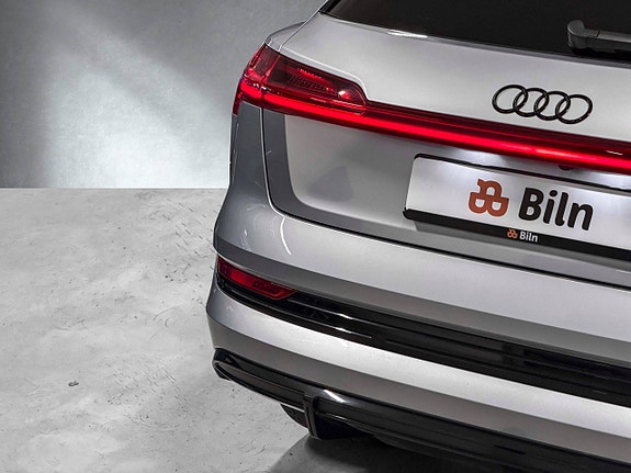Audi e-tron 6 of 30