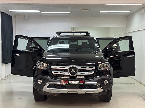 Mercedes-Benz 15 of 30