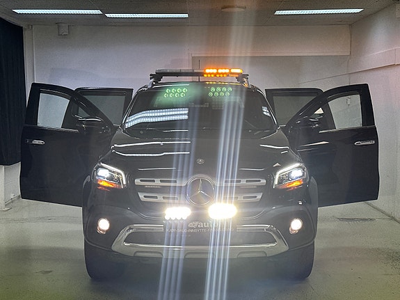 Mercedes-Benz 13 of 30