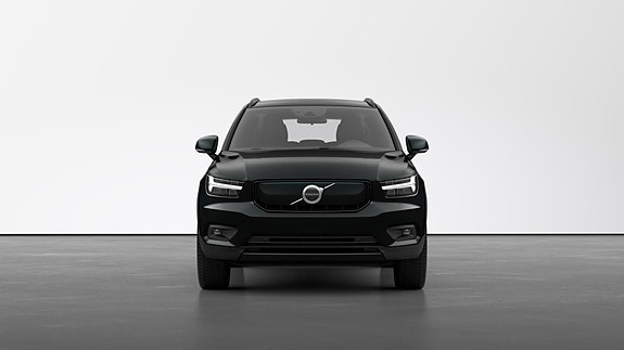 Volvo XC40 7 of 30