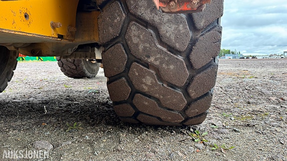 Volvo L110H Hjullaster– i daglig drift – skuffe, pallegaffel og vinterdekk 22 of 30