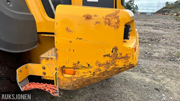 Volvo L110H Hjullaster– i daglig drift – skuffe, pallegaffel og vinterdekk 26 of 30
