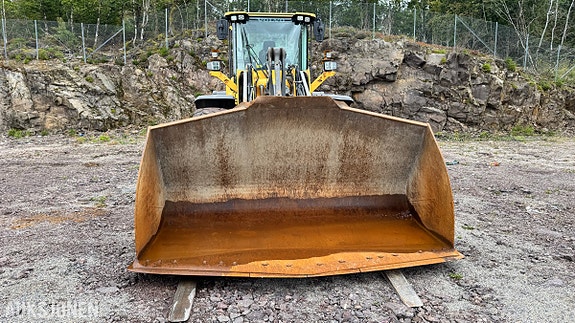 Volvo L110H Hjullaster– i daglig drift – skuffe, pallegaffel og vinterdekk 6 of 30