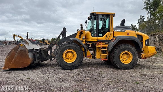 Volvo L110H Hjullaster– i daglig drift – skuffe, pallegaffel og vinterdekk 2 of 30