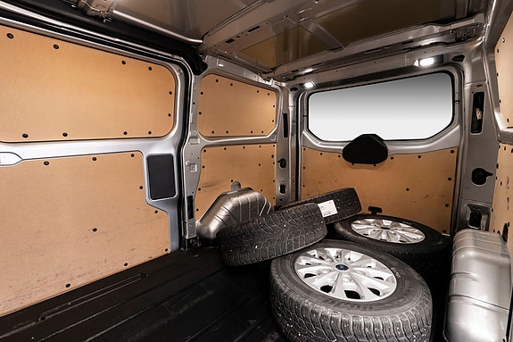 Ford Transit Custom 22 of 26
