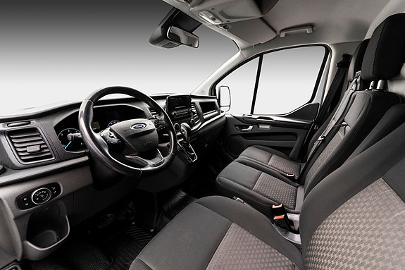 Ford Transit Custom 21 of 26