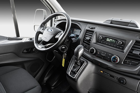 Ford Transit 22 of 25