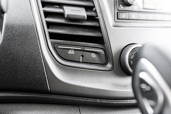 Ford Transit 17 of 25