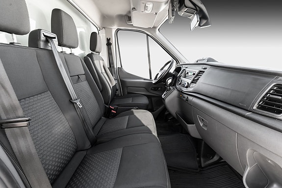 Ford Transit 21 of 25