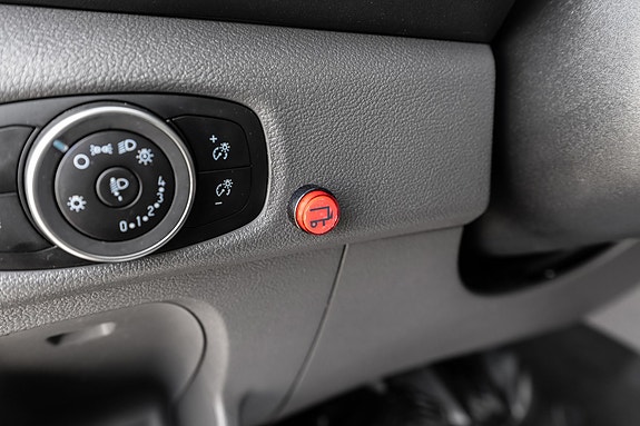 Ford Transit 23 of 25