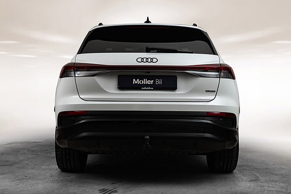 Audi Q4 e-tron 6 of 24