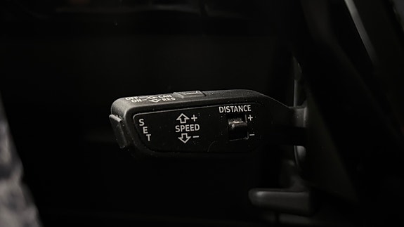 Audi e-tron 22 of 30