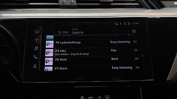 Audi e-tron 27 of 30