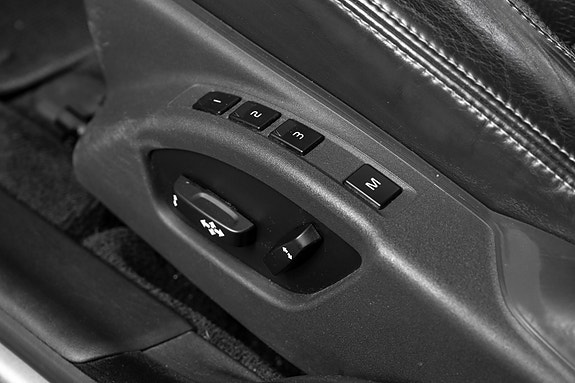 Volvo XC70 30 of 30