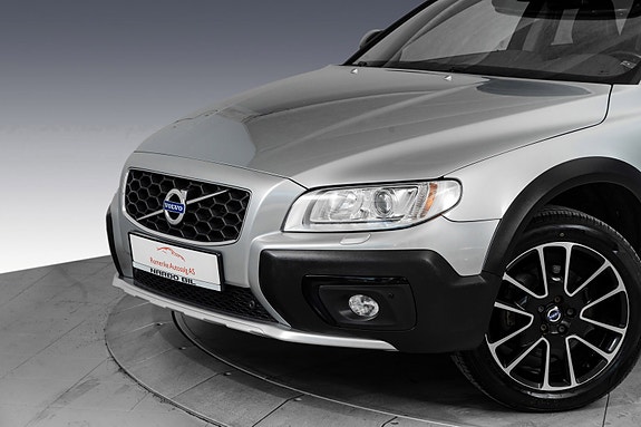 Volvo XC70 10 of 30