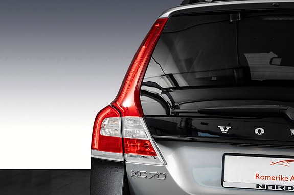 Volvo XC70 13 of 30