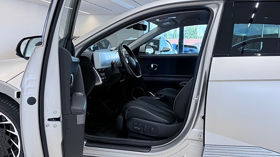 Hyundai Ioniq 5 14 of 30