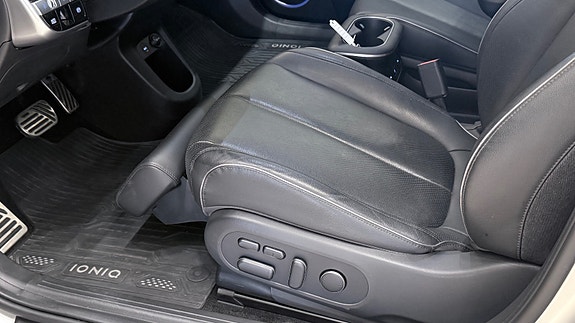 Hyundai Ioniq 5 16 of 30