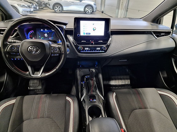 Toyota Corolla 17 of 30