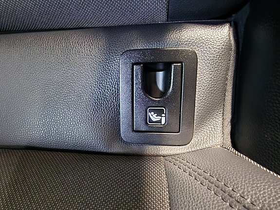Toyota Corolla 19 of 30