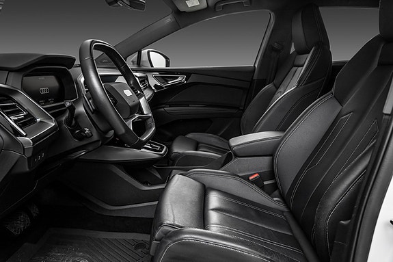 Audi Q4 e-tron 9 of 30