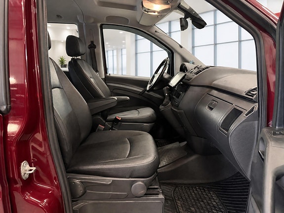 Mercedes-Benz Vito 6 of 14