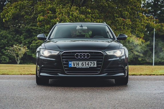 Audi A6 3 of 30