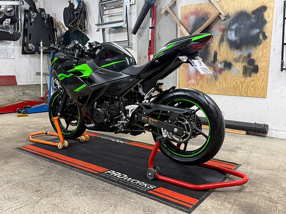 Kawasaki Ninja 400 9 of 19