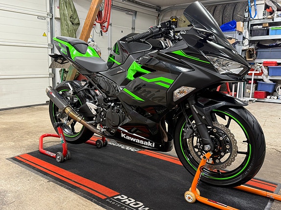 Kawasaki Ninja 400 11 of 19