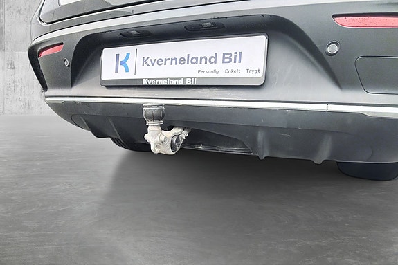 Mercedes-Benz EQC400 10 of 30